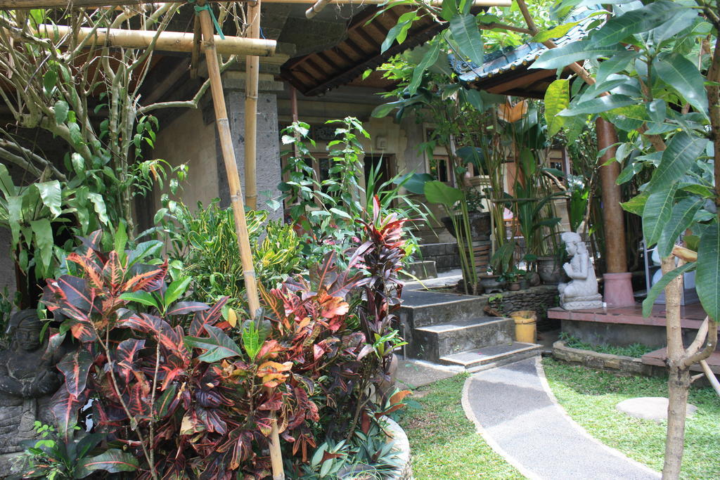 Budi Guest House Ubud Exterior photo